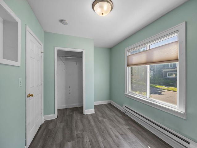 823 20th Avenue NE, Minneapolis, MN 55418