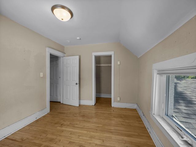 823 20th Avenue NE, Minneapolis, MN 55418