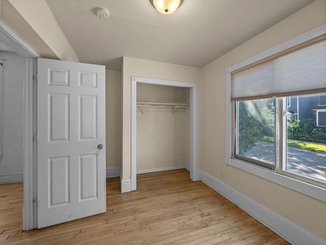 823 20th Avenue NE, Minneapolis, MN 55418