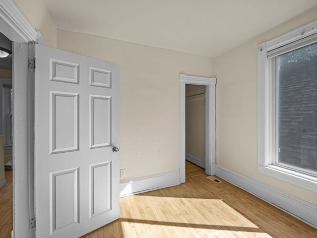 823 20th Avenue NE, Minneapolis, MN 55418