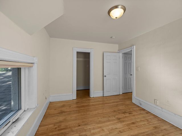 823 20th Avenue NE, Minneapolis, MN 55418