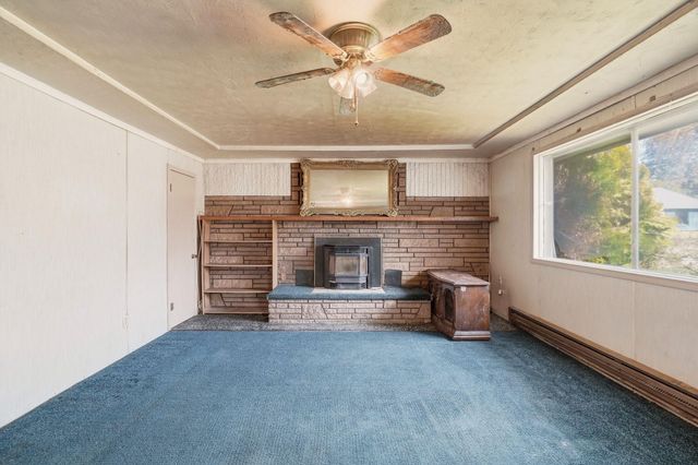 10212 S Electric Ave, Four Lakes, WA 99014