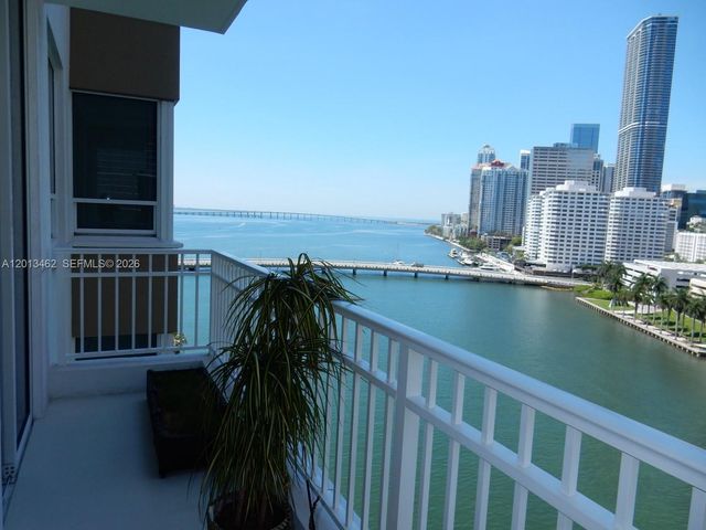 801 Brickell Key Blvd 1102, Miami, FL 33131