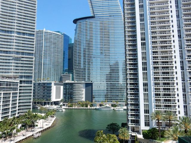 801 Brickell Key Blvd 1102, Miami, FL 33131