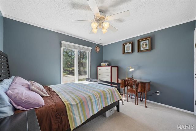 15261 Golden Rain Drive, Chesterfield, MO 63017