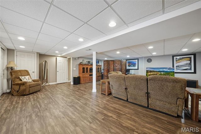 15261 Golden Rain Drive, Chesterfield, MO 63017