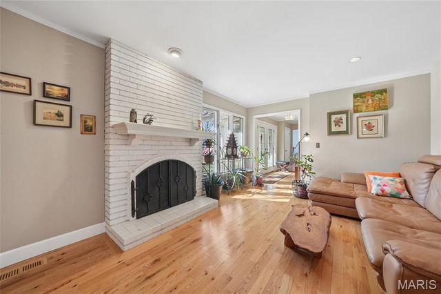 15261 Golden Rain Drive, Chesterfield, MO 63017