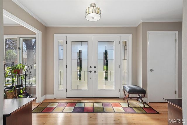 15261 Golden Rain Drive, Chesterfield, MO 63017