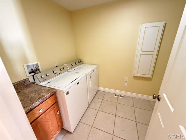 9314 E Vista Drive, Hillsboro, MO 63050