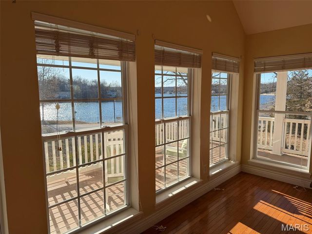 9314 E Vista Drive, Hillsboro, MO 63050