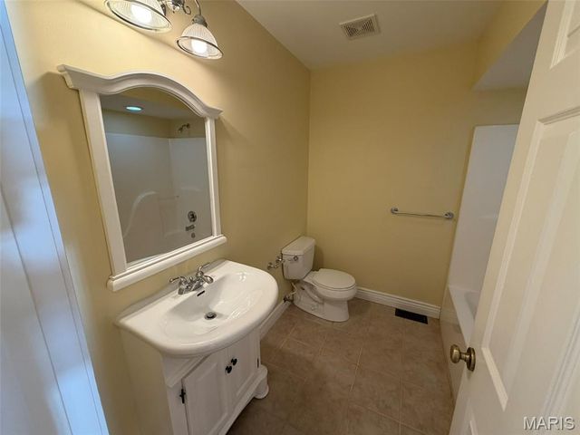 9314 E Vista Drive, Hillsboro, MO 63050