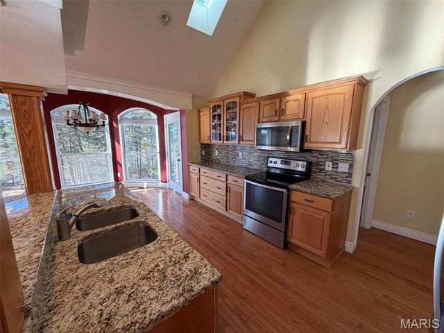 9314 E Vista Drive, Hillsboro, MO 63050