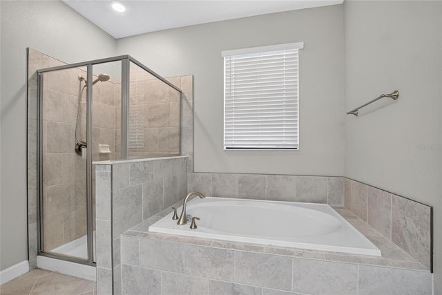 9930 IVORY DRIVE, Ruskin, FL 33573