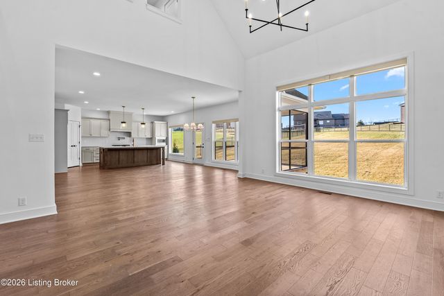 6205 Brentwood Dr, Crestwood, KY 40014