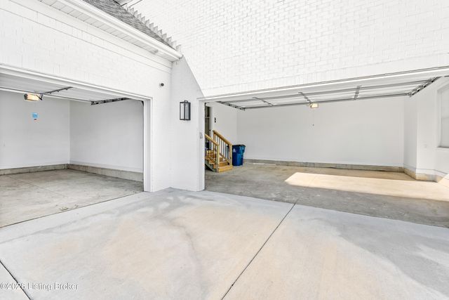 6205 Brentwood Dr, Crestwood, KY 40014