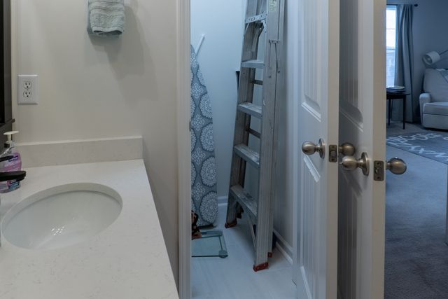 4421 Kirkbrook, Nashville, TN 37221