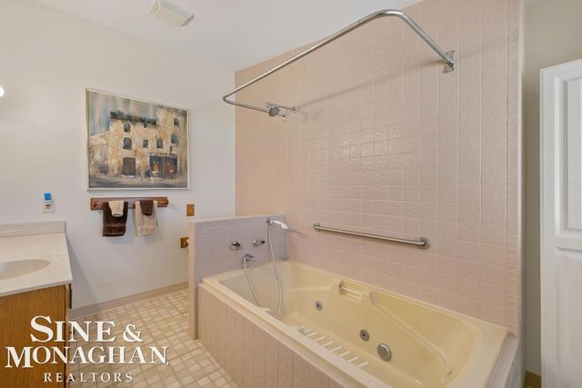 38015 Circle Drive, Harrison Twp, MI 48045