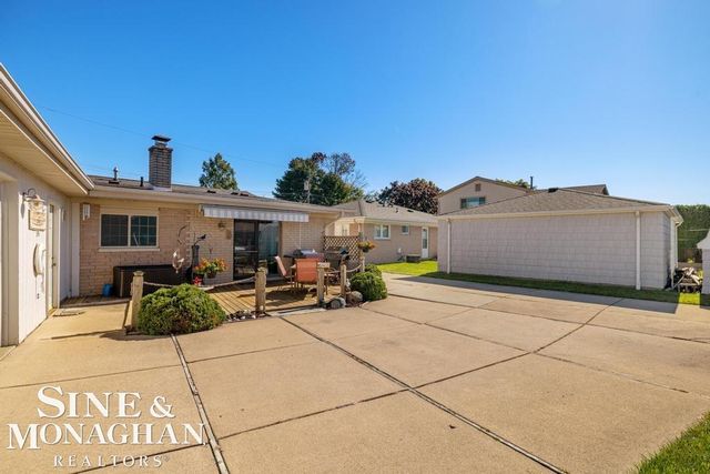 38015 Circle Drive, Harrison Twp, MI 48045