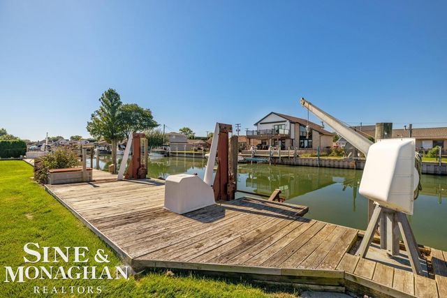 38015 Circle Drive, Harrison Twp, MI 48045