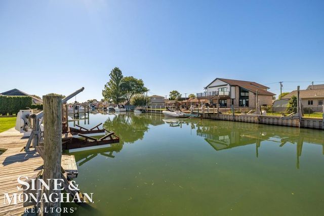 38015 Circle Drive, Harrison Twp, MI 48045