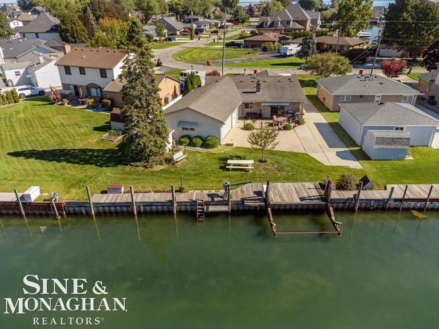 38015 Circle Drive, Harrison Twp, MI 48045