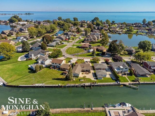 38015 Circle Drive, Harrison Twp, MI 48045