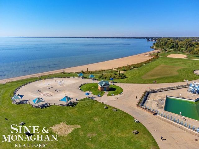 38015 Circle Drive, Harrison Twp, MI 48045