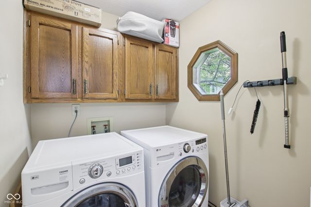 5178 Cave Court, Greenwood, IN 46142