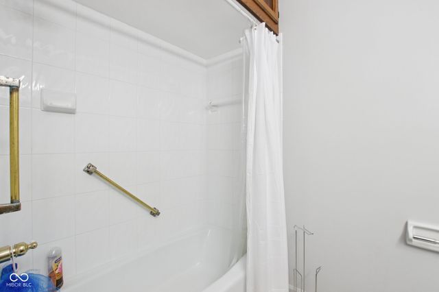 5178 Cave Court, Greenwood, IN 46142