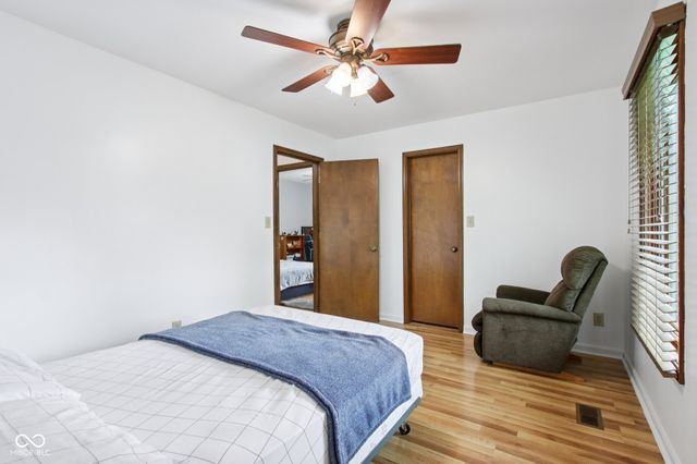 5178 Cave Court, Greenwood, IN 46142