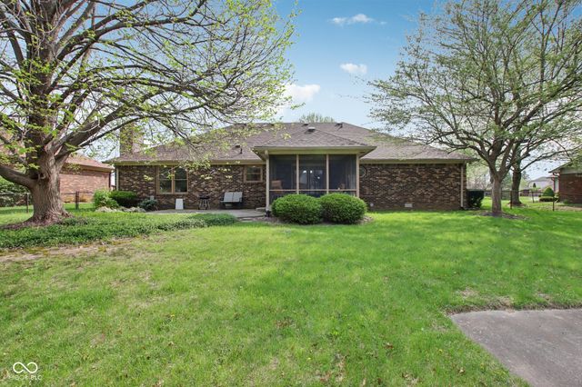 5178 Cave Court, Greenwood, IN 46142