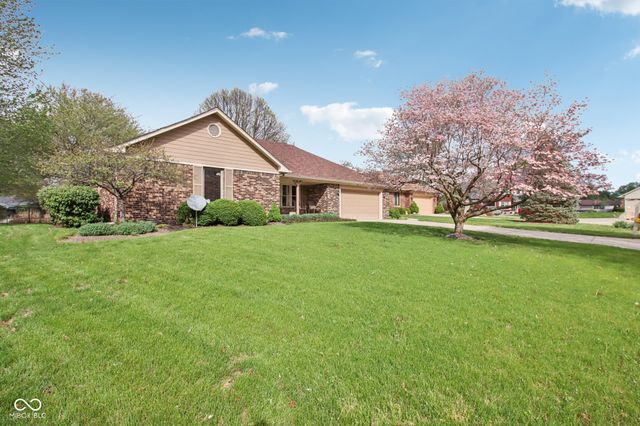 5178 Cave Court, Greenwood, IN 46142