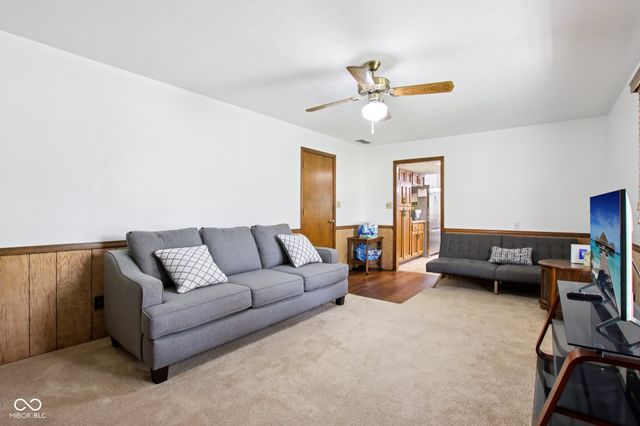 5178 Cave Court, Greenwood, IN 46142