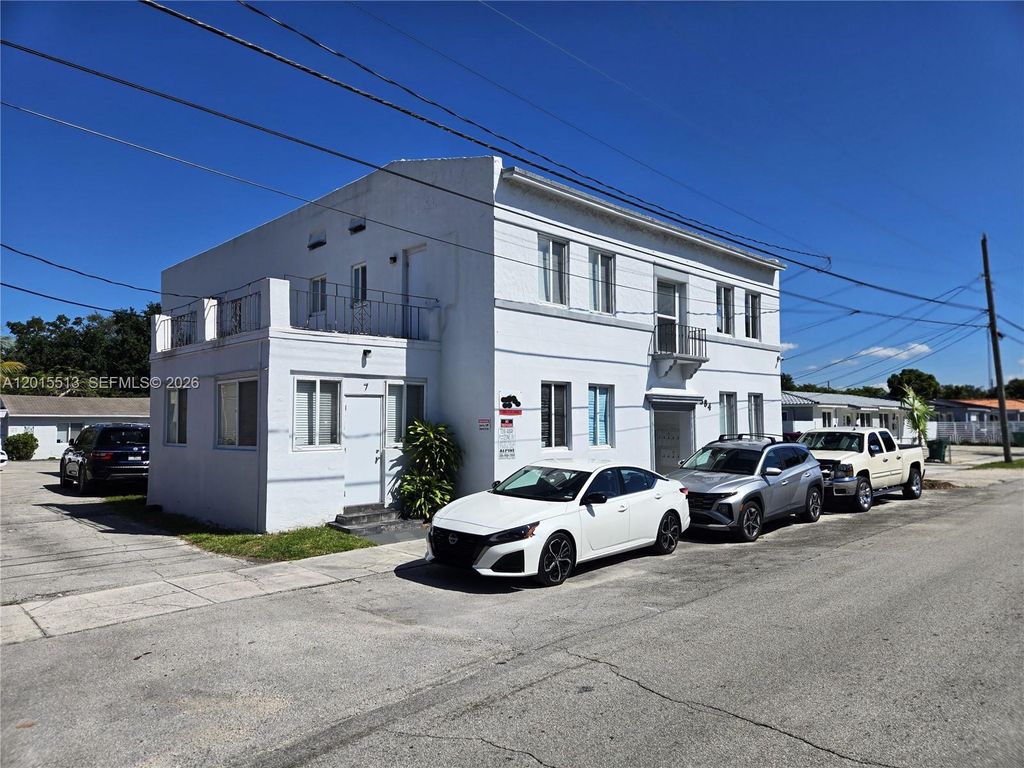 384 Tamiami Canal Rd 1, Miami, FL 33144