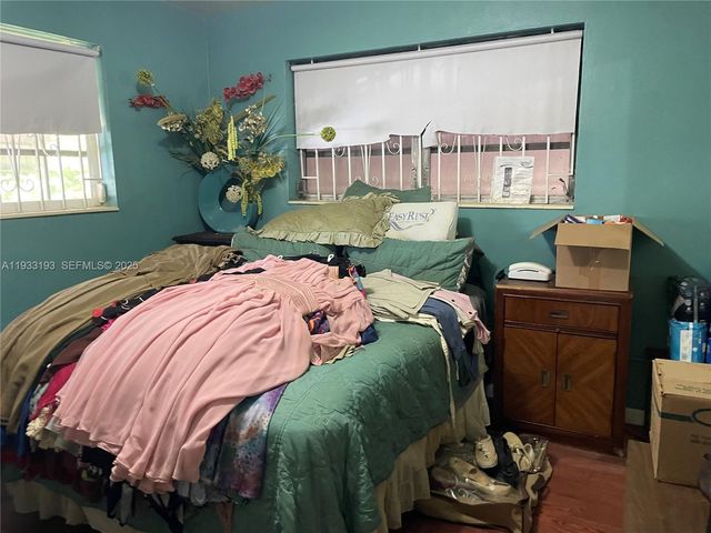 2210 NW 175th St, Miami Gardens, FL 33056