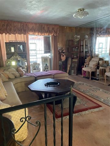 2210 NW 175th St, Miami Gardens, FL 33056