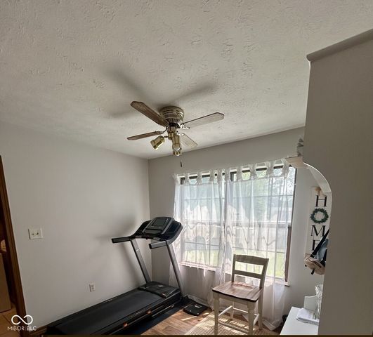 6391 Crimson Circle East Drive, Indianapolis, IN 46227