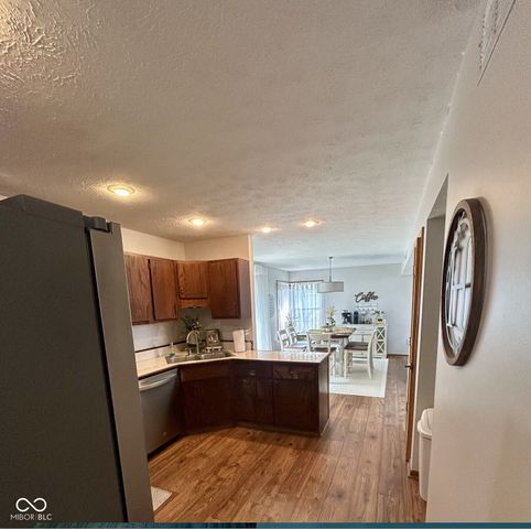 6391 Crimson Circle East Drive, Indianapolis, IN 46227
