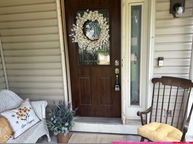 6391 Crimson Circle East Drive, Indianapolis, IN 46227
