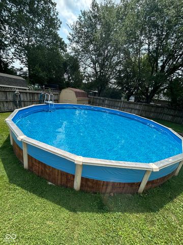 6391 Crimson Circle East Drive, Indianapolis, IN 46227