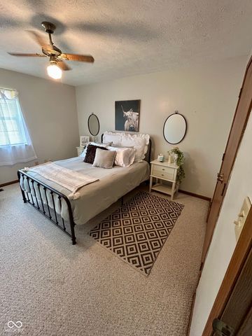 6391 Crimson Circle East Drive, Indianapolis, IN 46227