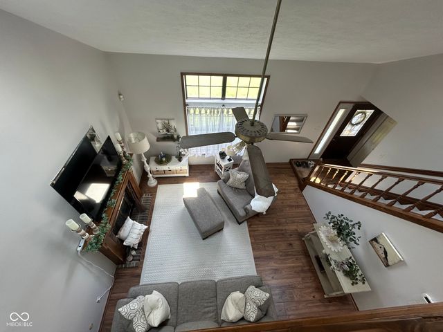 6391 Crimson Circle East Drive, Indianapolis, IN 46227