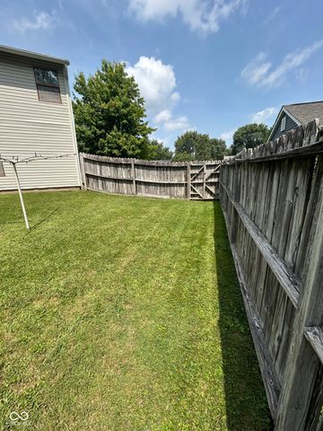 6391 Crimson Circle East Drive, Indianapolis, IN 46227