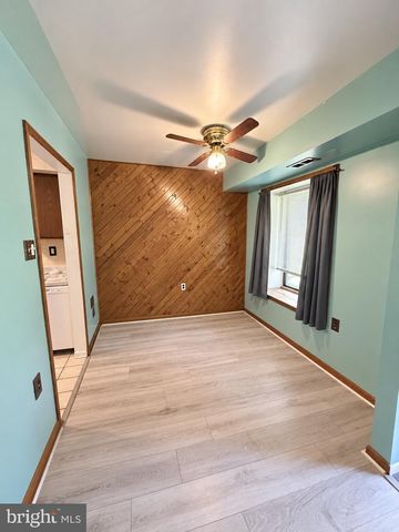 1004 TIMBER CREEK RD, Clementon, NJ 08021