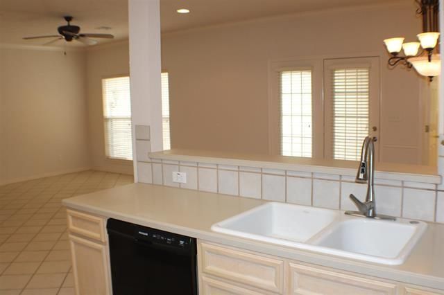 8086 Indian Blanket, Beaumont, TX 77713