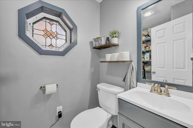 108 S COLLEGE ST, Myerstown, PA 17067