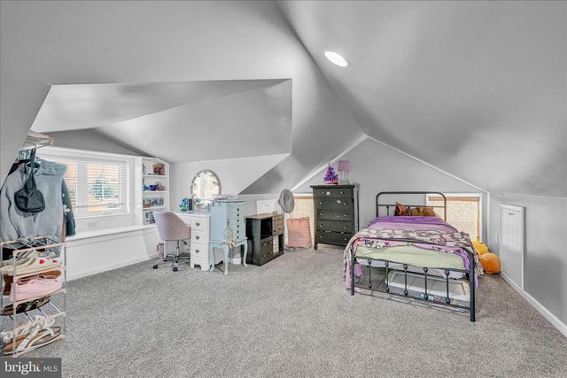 108 S COLLEGE ST, Myerstown, PA 17067