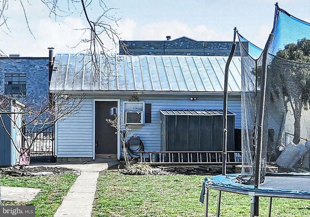 108 S COLLEGE ST, Myerstown, PA 17067