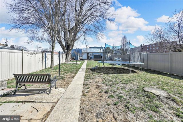 108 S COLLEGE ST, Myerstown, PA 17067