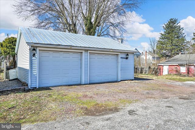 108 S COLLEGE ST, Myerstown, PA 17067